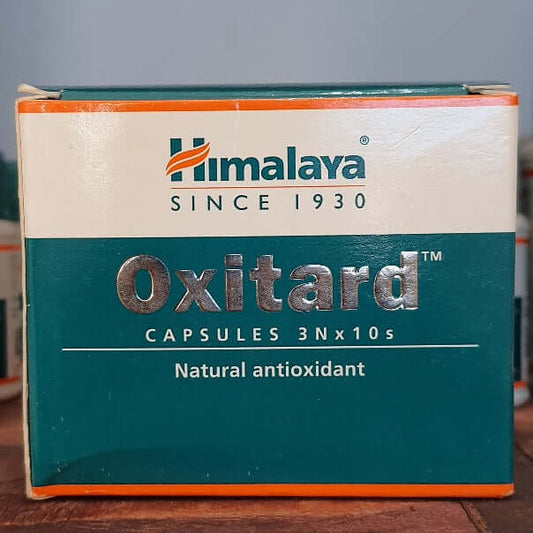 OXITARD natural antioxidant capsules box by Himalaya, promotes health and inhibits oxidative reactions.